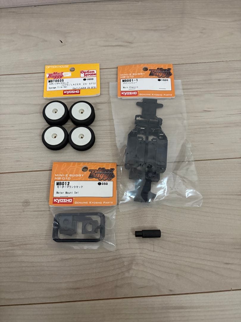 京商ミニッツバギーオプティマ4WD 2.4GHz送信機セット中古￼