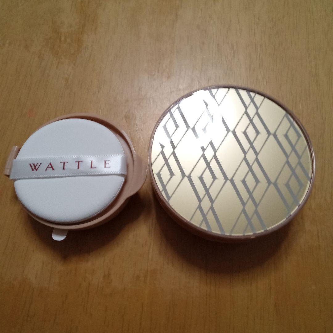 WATTLE CUSHION FOUNDATION リヒィル1つ付き