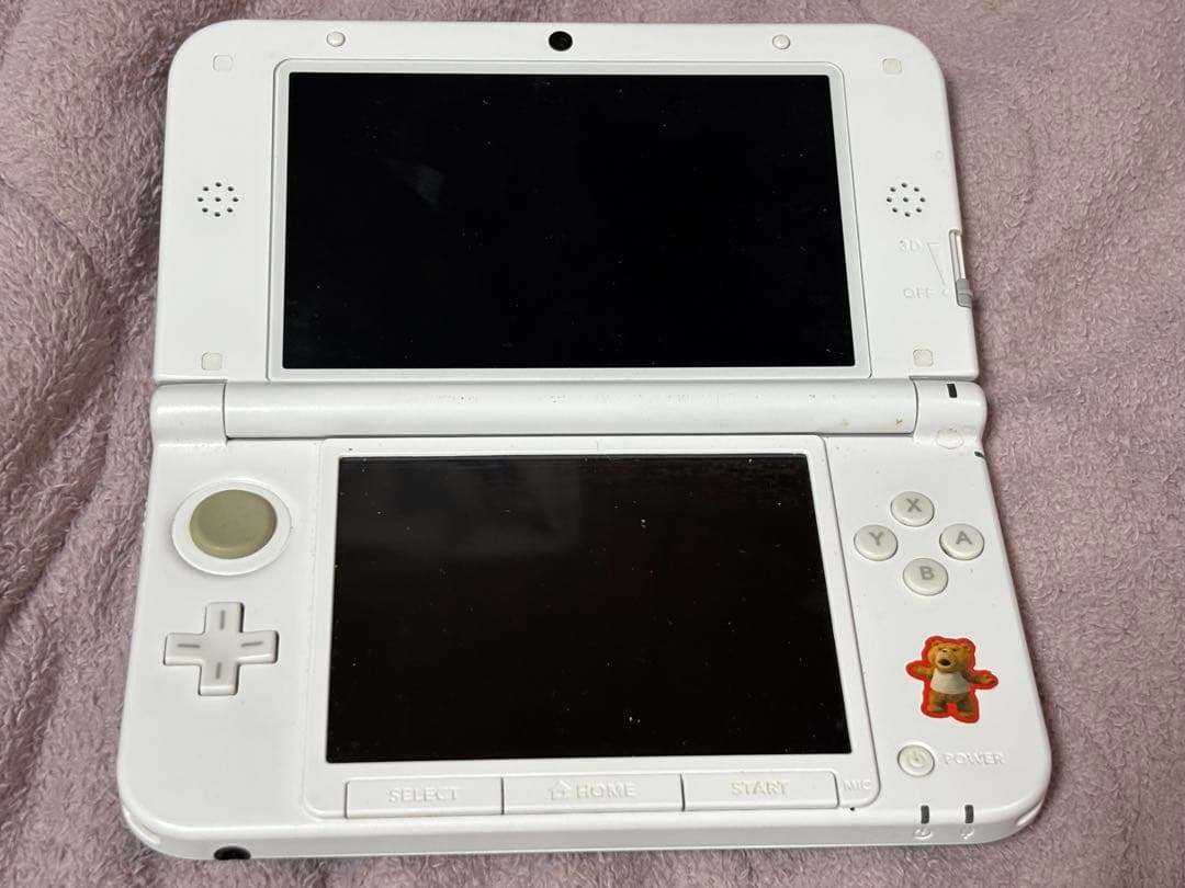 【本体・ソフトセット】ニンテンドー3DS LL ミント×ホワイト　ドラクエ8