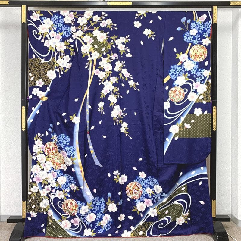 603z21〇高身長な方にも 振袖 紺色 ネイビー 金駒刺繍〇成人式 結婚式