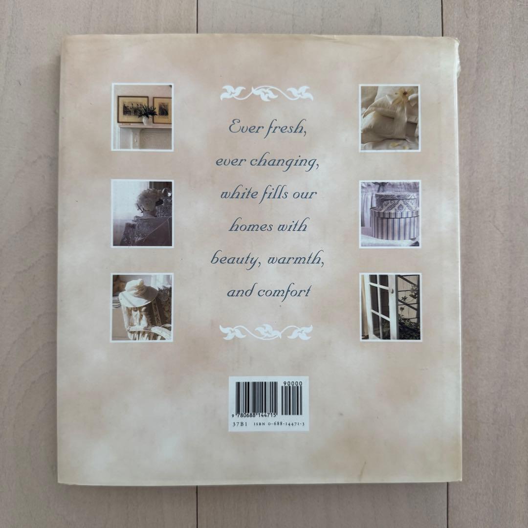 洋書 Victoria At  With White