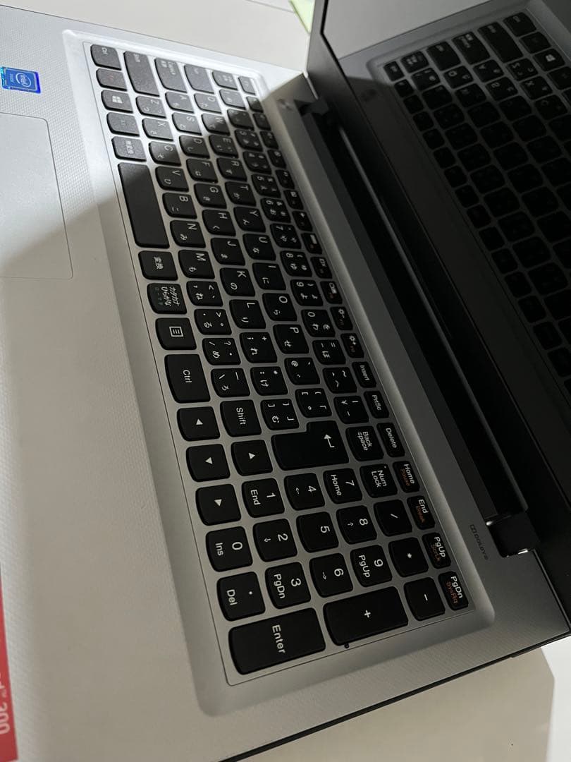 レノボ ノートパソコン Lenovo