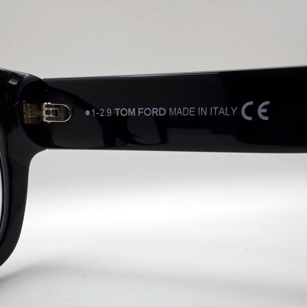TOM FORD TF5040-F 001 黒 眼鏡 芸能人着用モデル