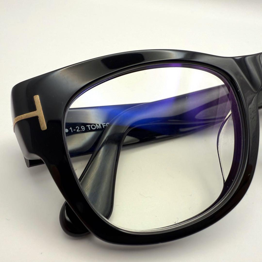 TOM FORD TF5040-F 001 黒 眼鏡 芸能人着用モデル