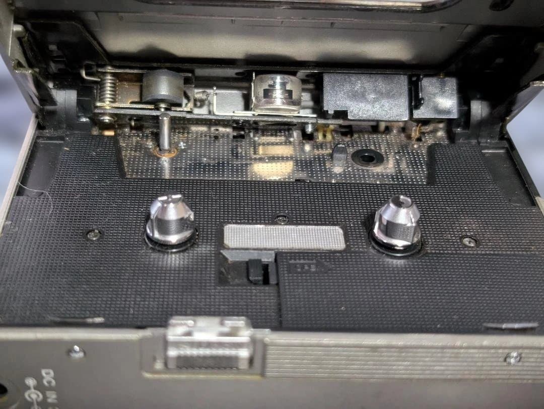 リ*能様 SONY WM-2 カセットプレーヤー