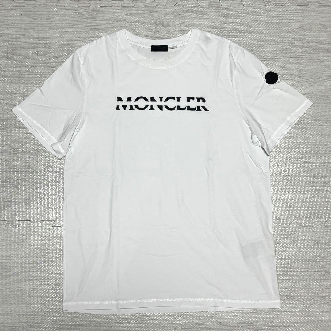 モンクレール　Tシャツ　サイズM ホワイト　黒ワッペン
