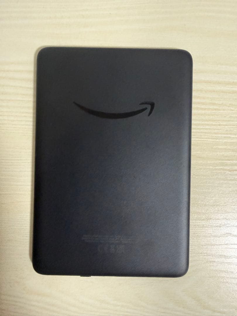 Amazon Kindle 2024年版　クリアケース付