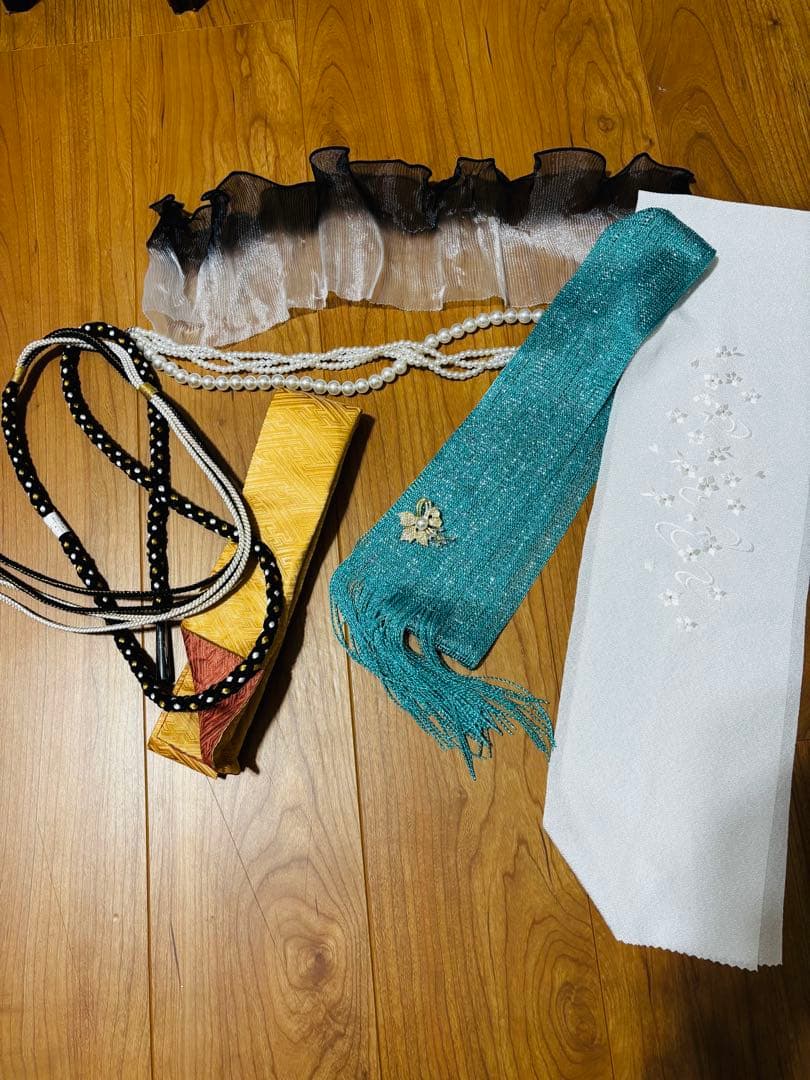 週末激安限定価格‼️ 鶴でかっこいい振袖‼️ ‼️フルセット‼️