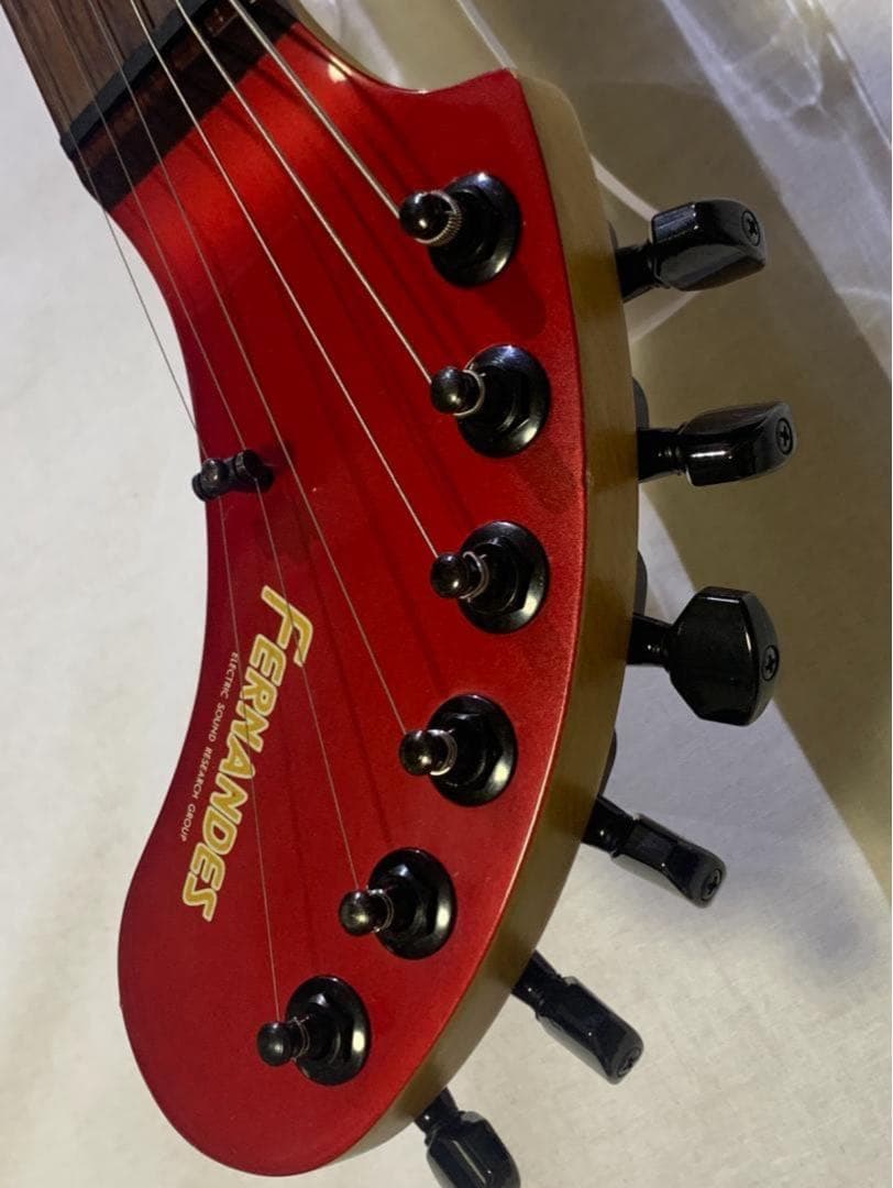 FERNANDES ZO-3 芸達者 メタリックレッド