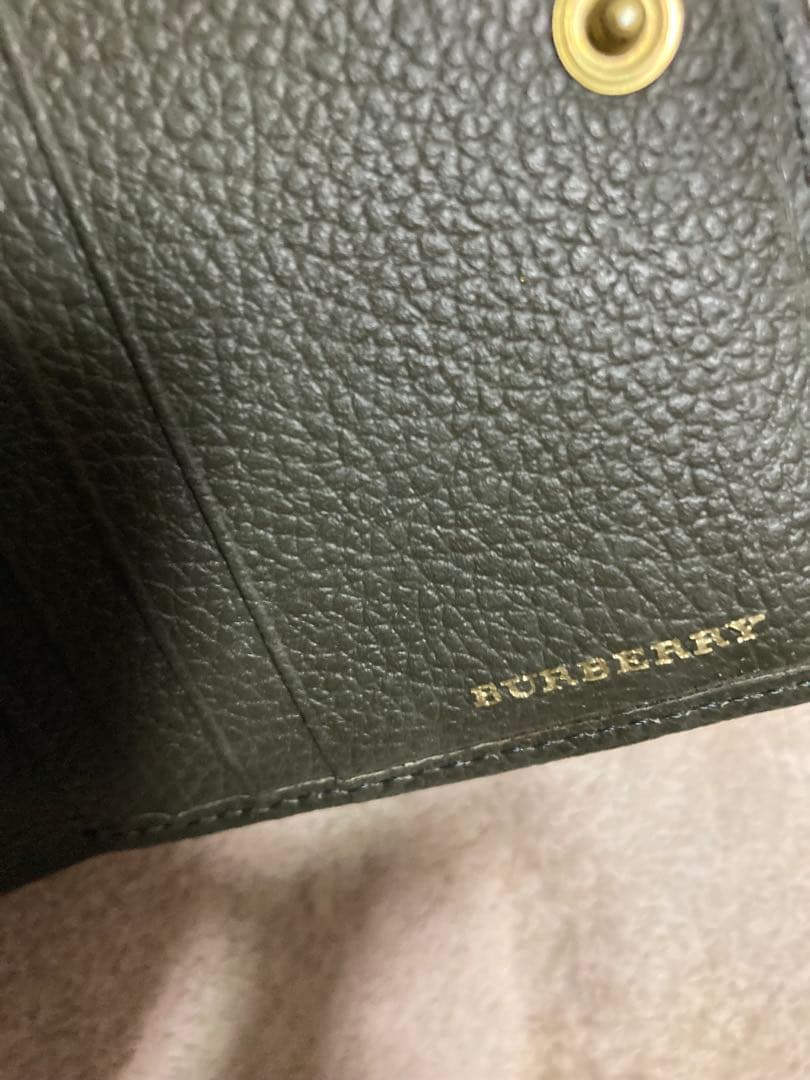 ★新品★BURBERRY 二つ折り財布 オリーブグリーン