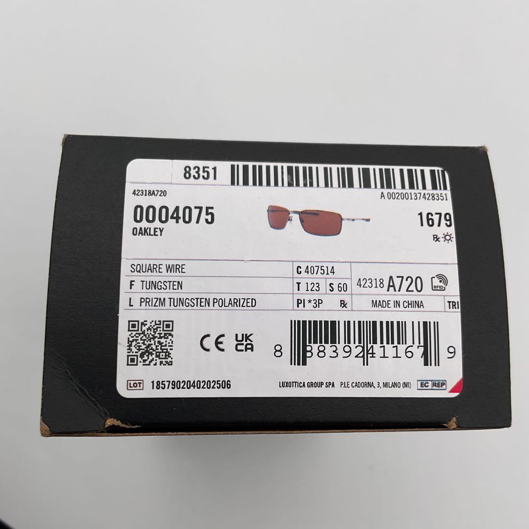 ダ*ル様 【美品】オークリー サングラス OO4075-14 タグ付 箱付 袋付