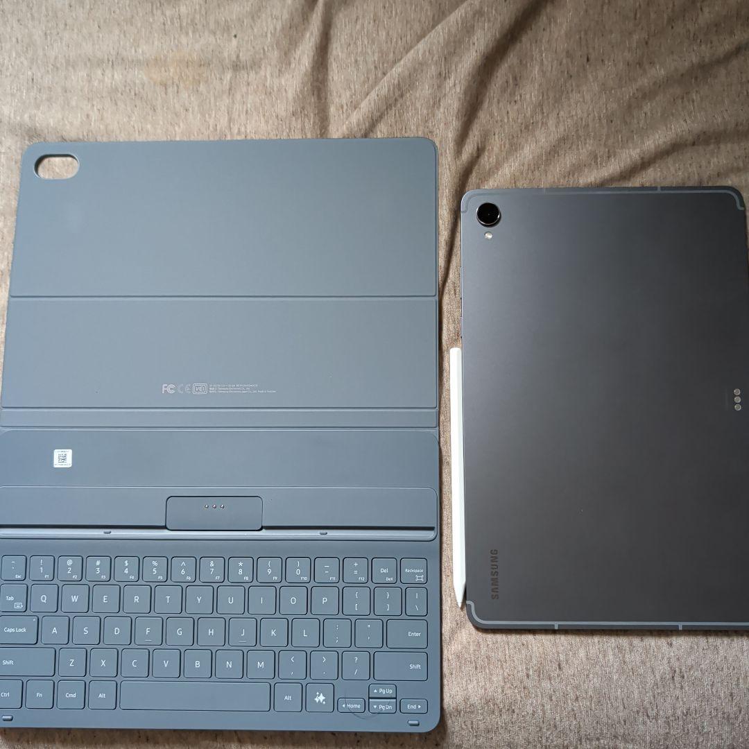SamsungGalaxyTab S11 純正キーボードカバー付き
