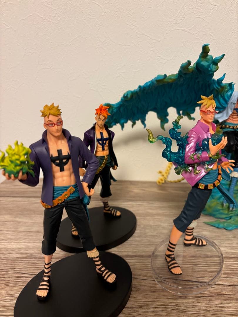 不死鳥マルコ　フィギュアセット