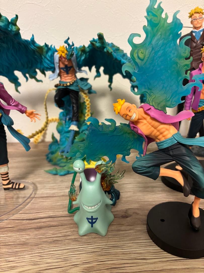 不死鳥マルコ　フィギュアセット