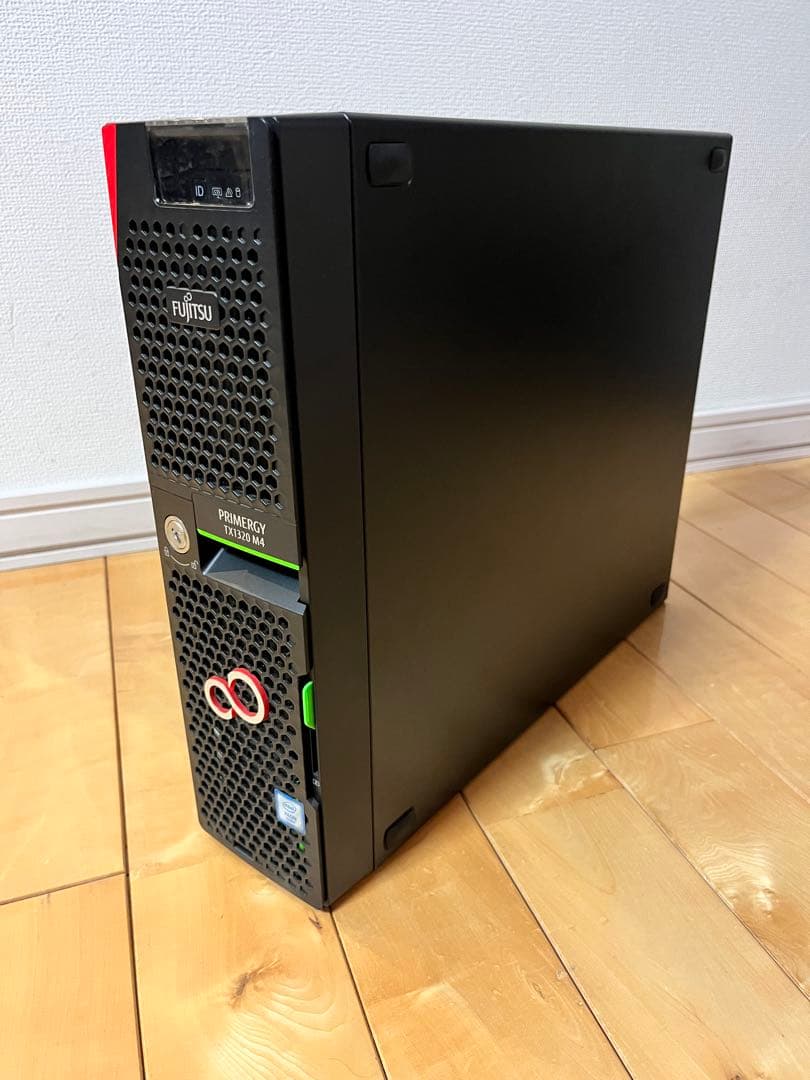 パック①FUJITSU PRIMERGY TX1320 M4 900GB
