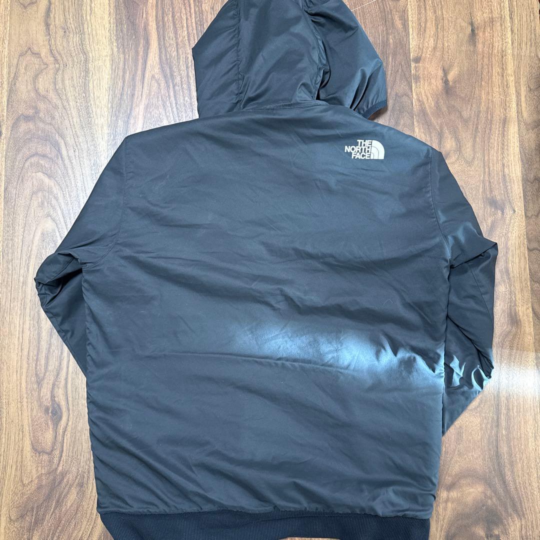 値下げ中！THE NORTH FACE リバーシブルエアフーディ