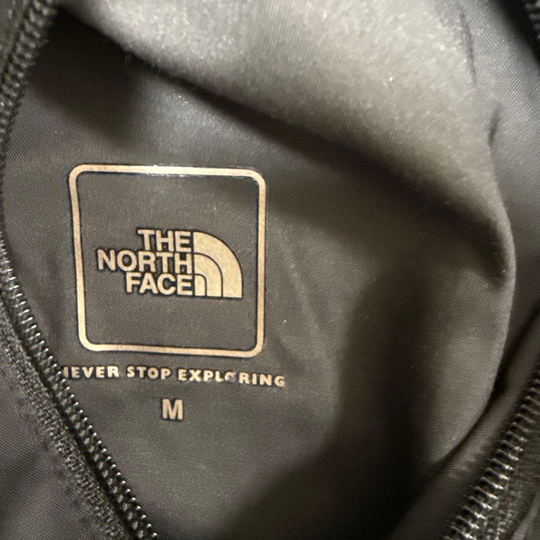 値下げ中！THE NORTH FACE リバーシブルエアフーディ