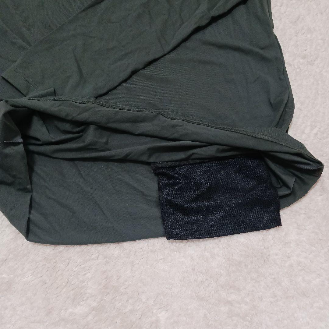 PRADA ブラック 長袖Tシャツ　Lサイズ