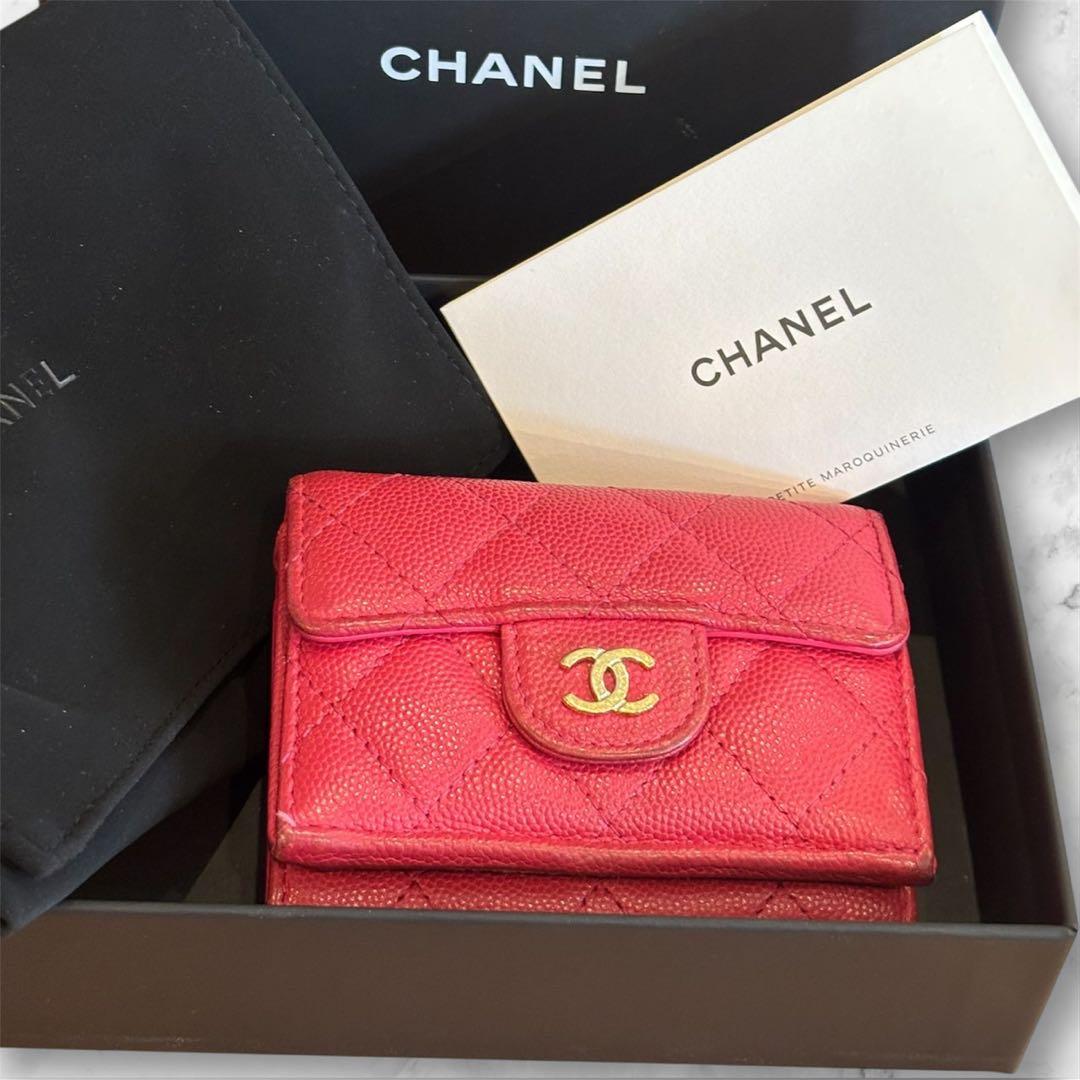 CHANEL マトラッセ三つ折り財布