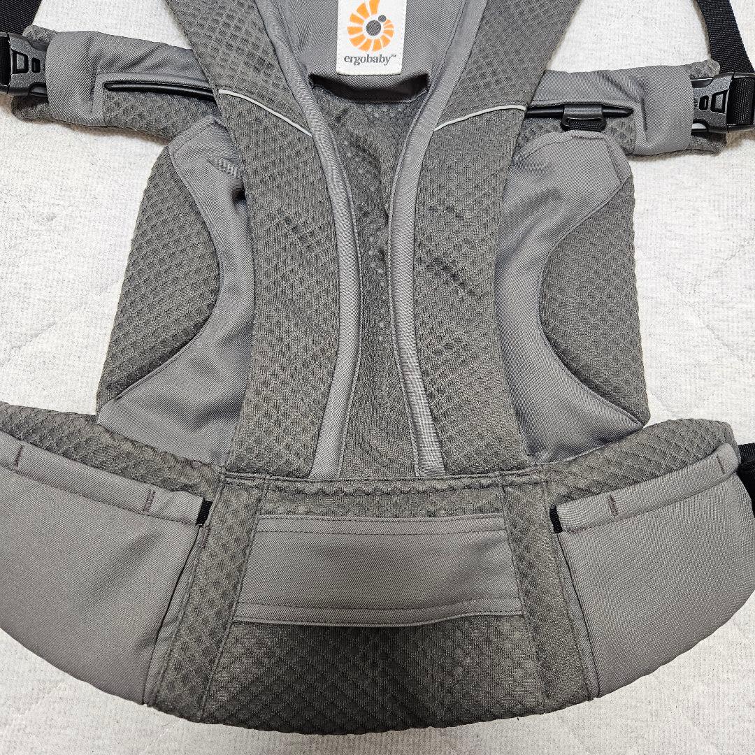 状態良 ergobaby エルゴベビー オムニブリーズ グラファイトグレー