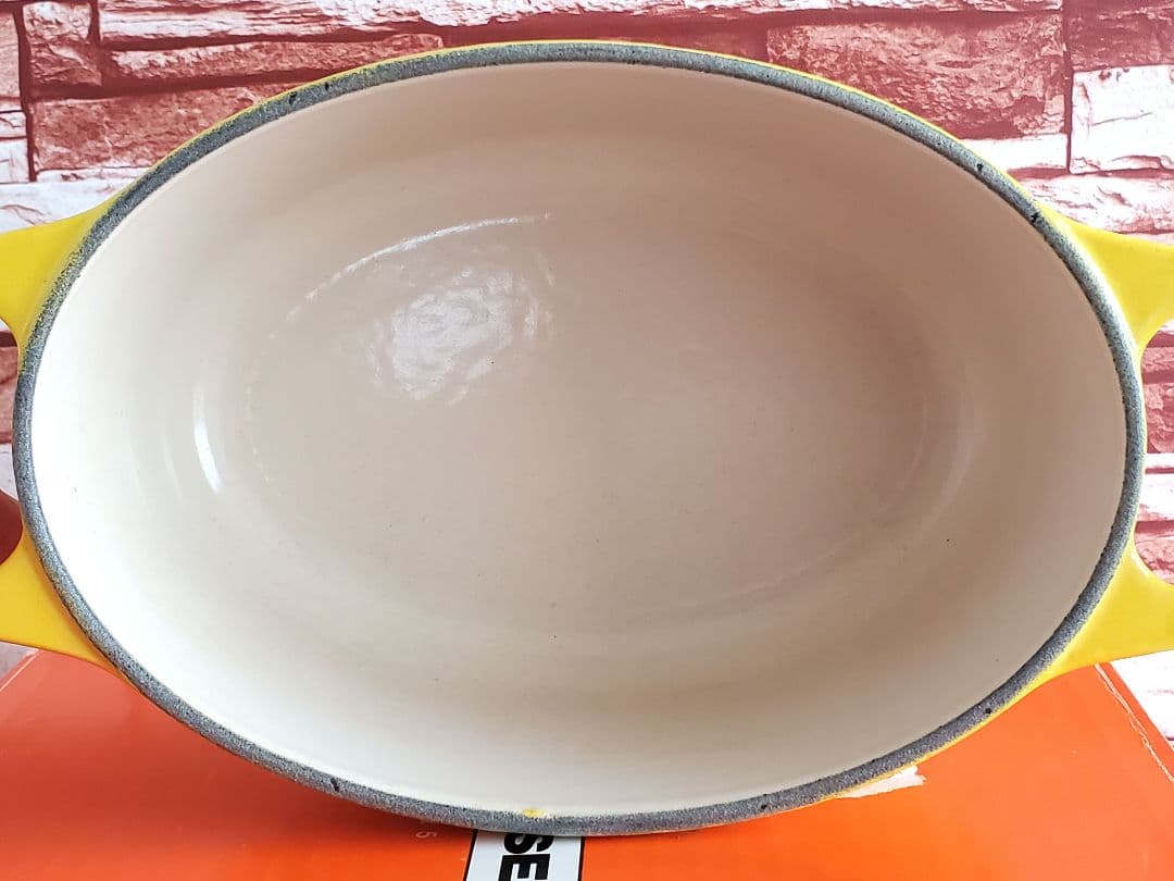 LE CREUSET　オーバル　17㎝　ル・クルーゼ