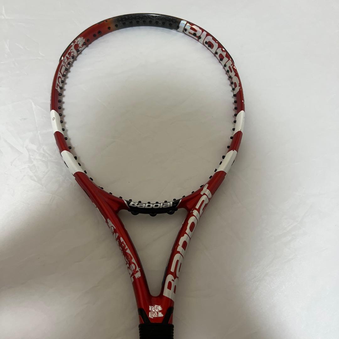 バボラ　ピュアドライブ　Babolat テニスラケット 135周年記念モデル