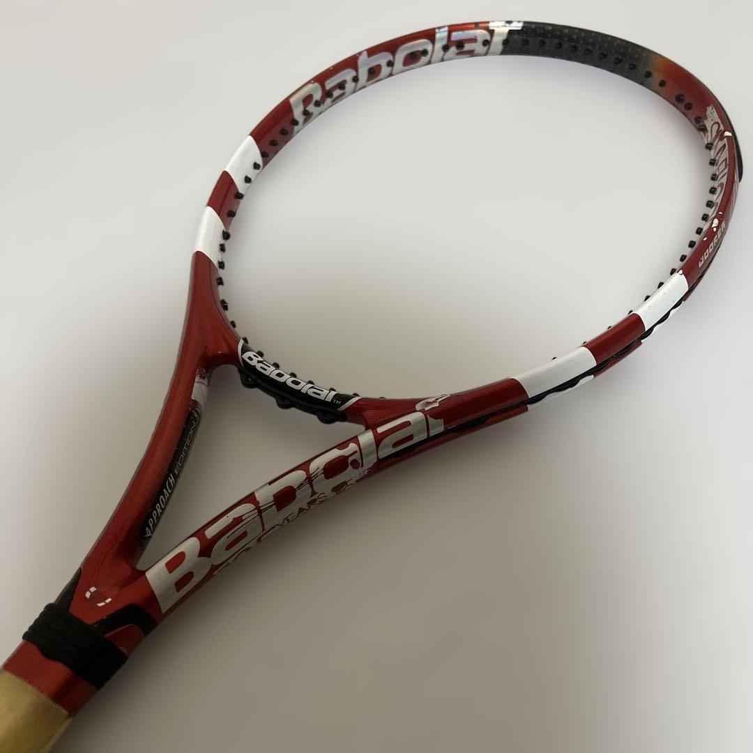 バボラ　ピュアドライブ　Babolat テニスラケット 135周年記念モデル