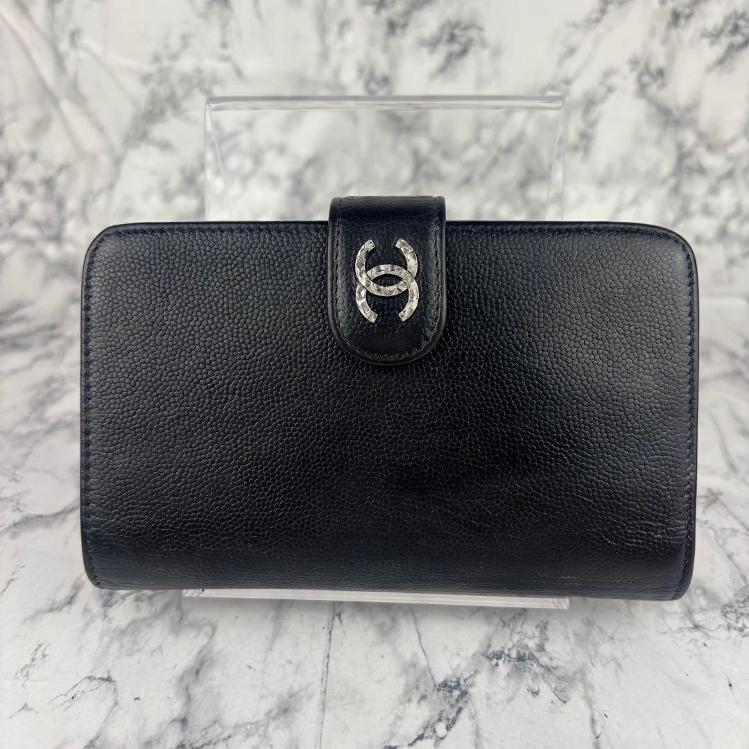 119 CHANEL キャビアスキン　セブルガ　二つ折り財布