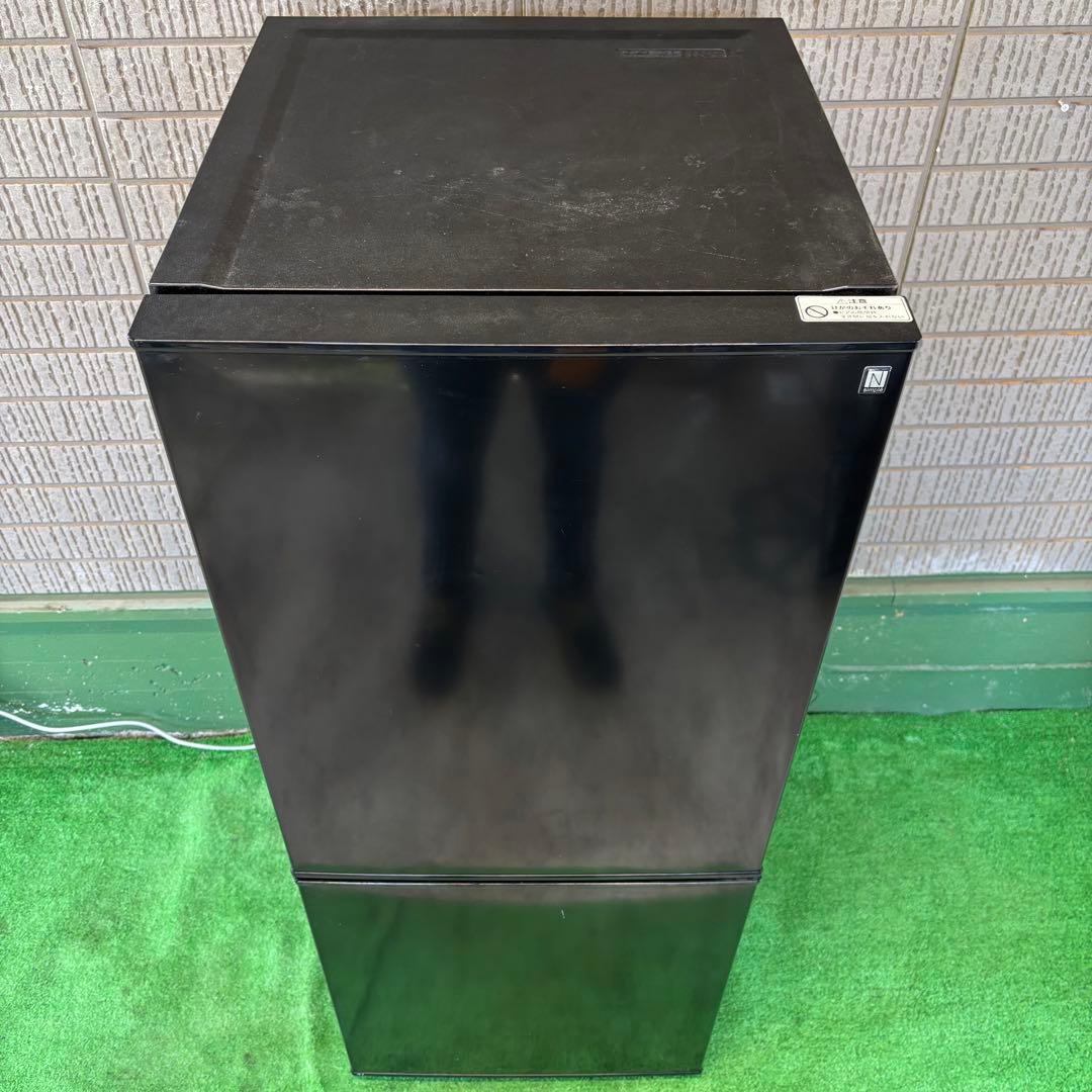 2023年製 140L 冷蔵庫 おしゃれブラック ニトリ【地域限定配送無料】