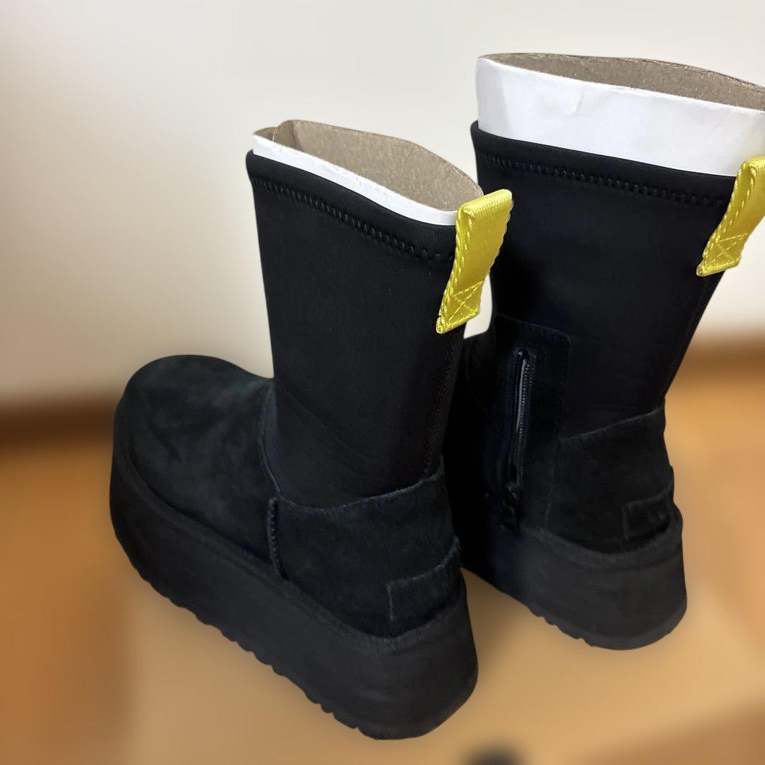 美品　UGG W CLASSIC DIPPER ブーツ
