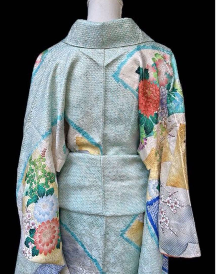 刺繍　絞り　金彩　振袖 水色　多色 　菊　牡丹　藤　四季の花々　花柄