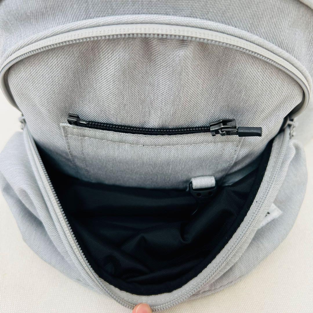 ポルバンアドバンス ヒップシート 抱っこ紐 アイスグレー