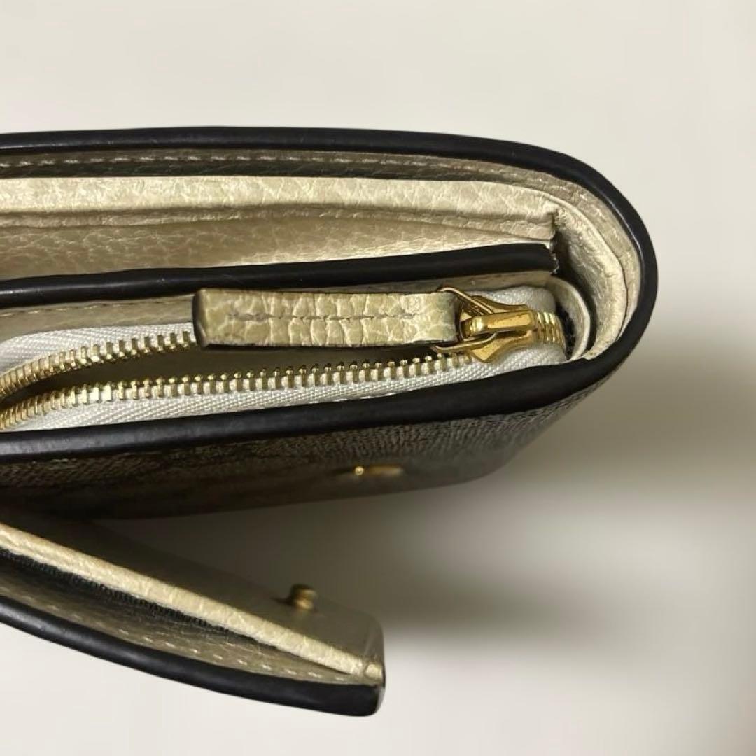 『週末限定値下げ！』GUCCI ダブルGウォレット　ホワイト