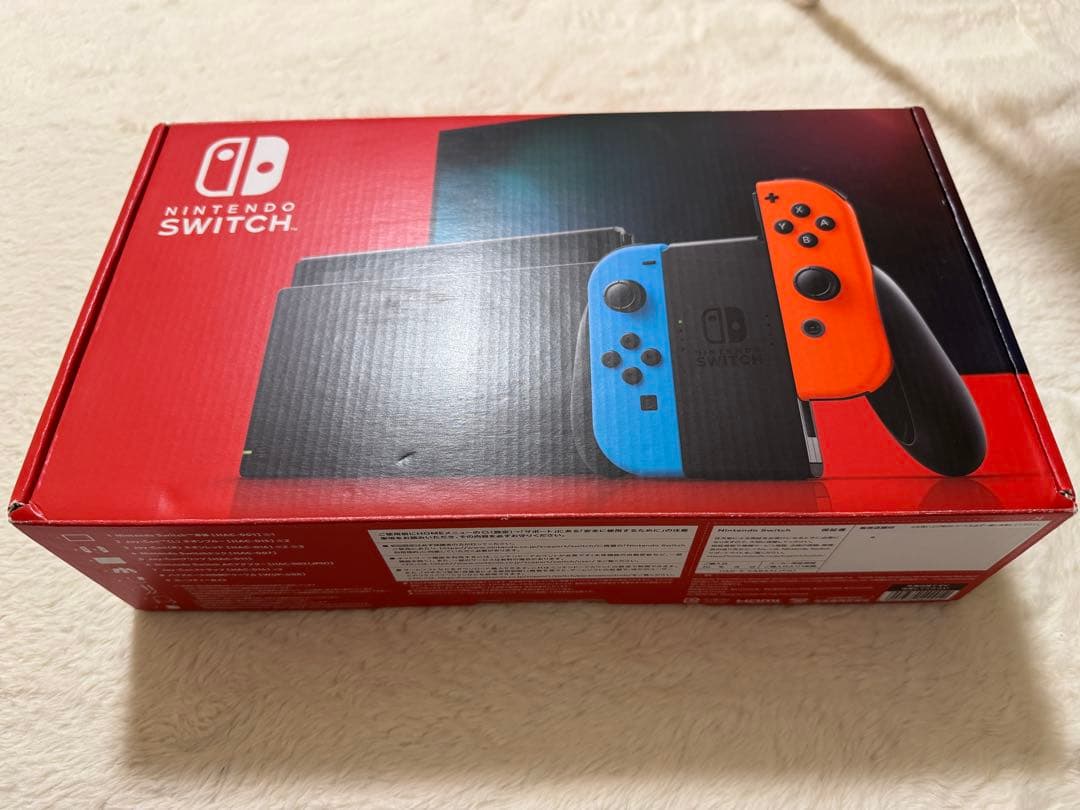 Nintendo Switch 本体　2017年製　中古 ネオンレッド・ブルー