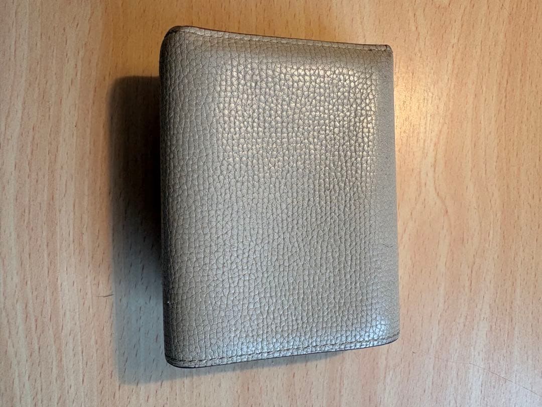 LOEWEベージュ　トライフォールド コンパクトウォレット 三つ折り財布