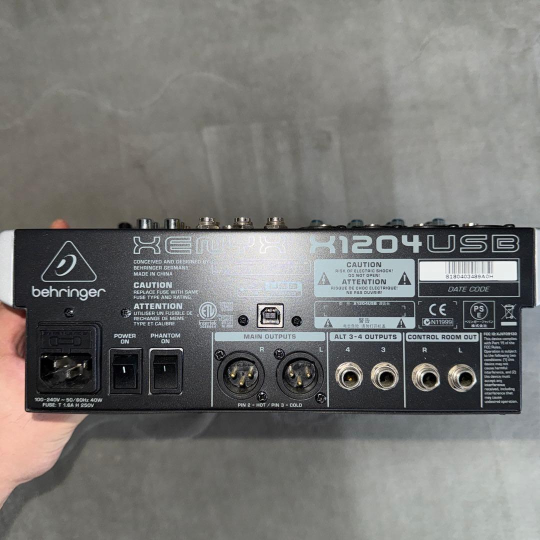 ベリンガー アナログミキサー　X1204USB XENYXマイクプリアンプ