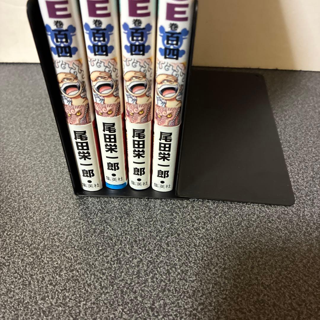 ONE PIECE 104巻初版４巻セット 全巻帯付き、チラシ付き