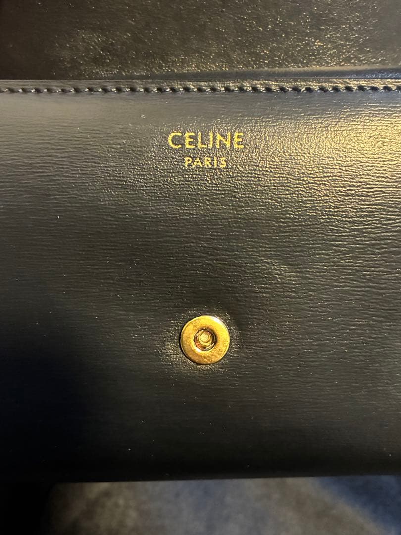 CELINE トリオンフ コンパクト フラップ ウォレット シャイニーカーフ