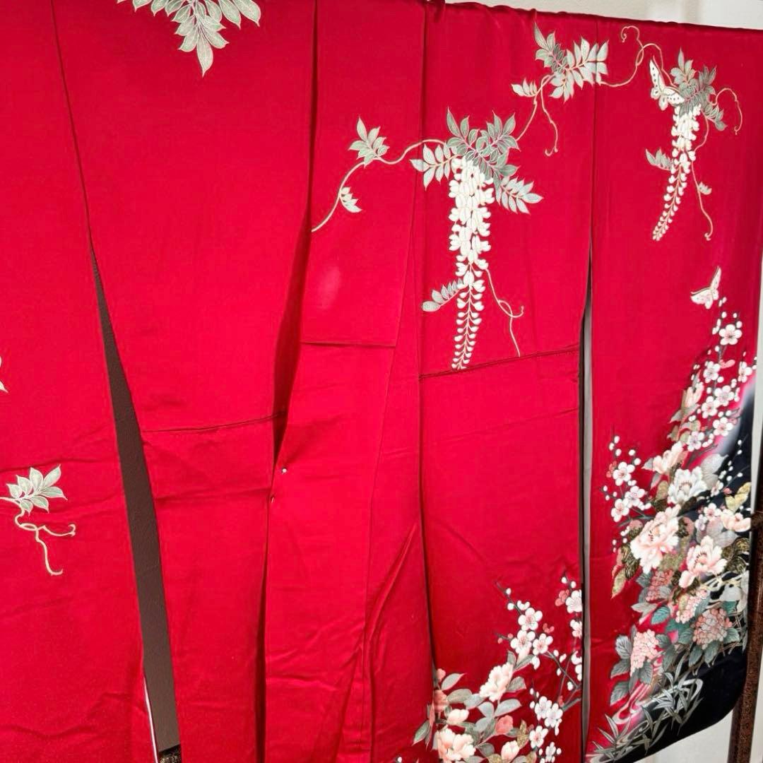 美品　正絹　現代　振袖　成人式　着物　166裄68.5 赤　黒　芍薬　花柄