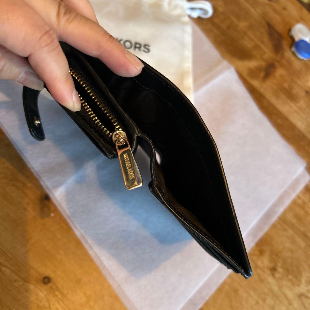 MICHAEL KORS ブラック 二つ折り財布 美品
