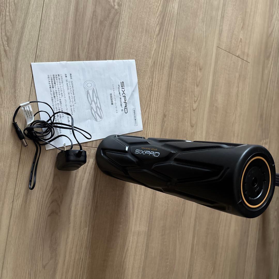 ほぼ新品 SIXPAD Power Roller S（取説・充電器あり）