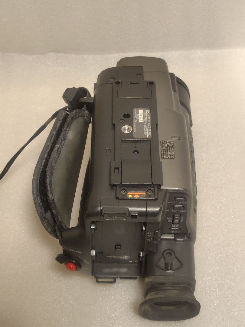 【動作確認済】　ソニー　SONY Handycam CCD-TR3300 Hi8