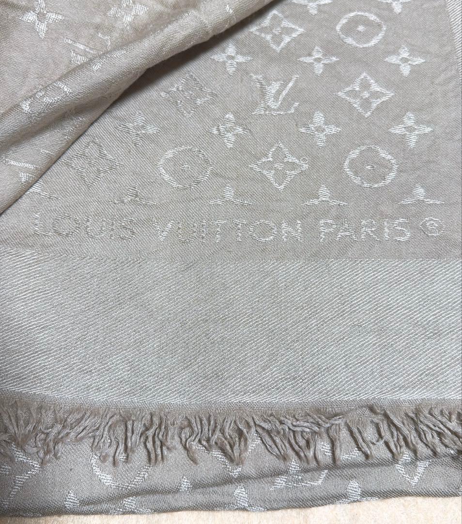 Louis Vuitton ストール・ショール　グレー