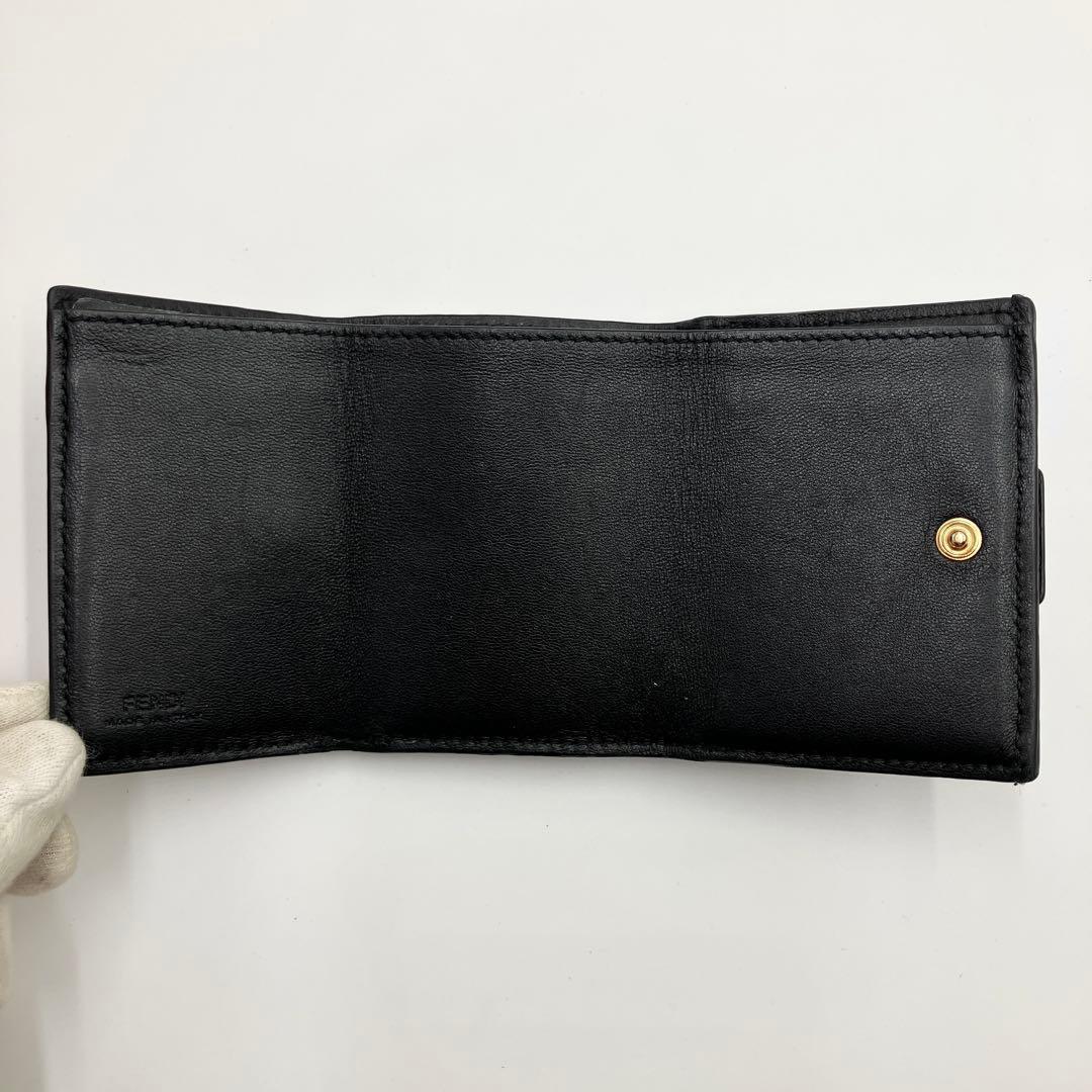 箱付き美品✨フェンディ　三つ折り財布　バゲットマイクロウォレット　黒　ズッカ