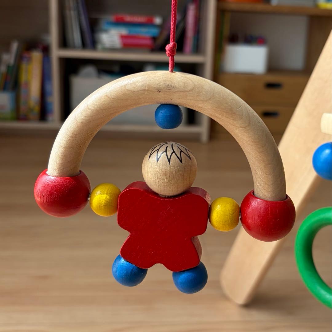 セレクタ社　ムジーナ　木製　ベビージム