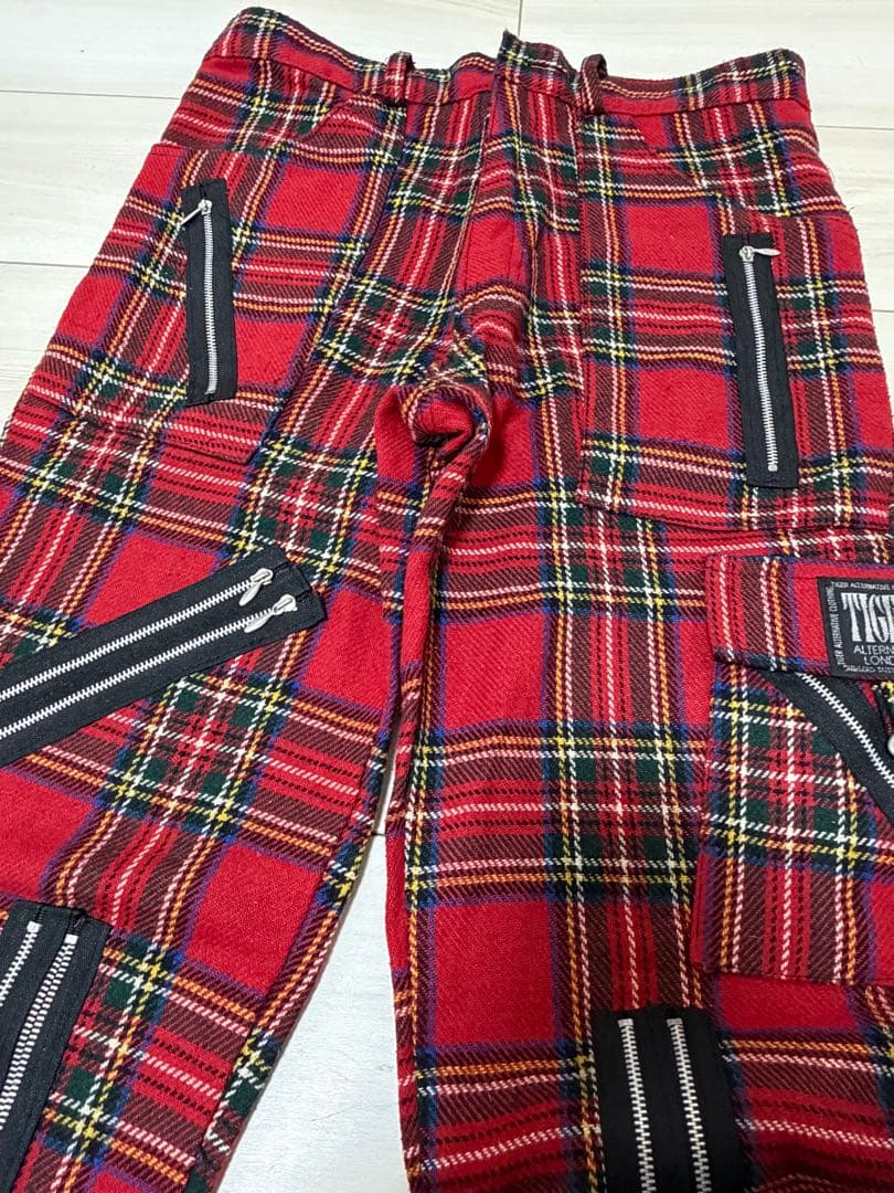 TIGER ALTERNATIVE LONDON ボンテージパンツ　　チェック