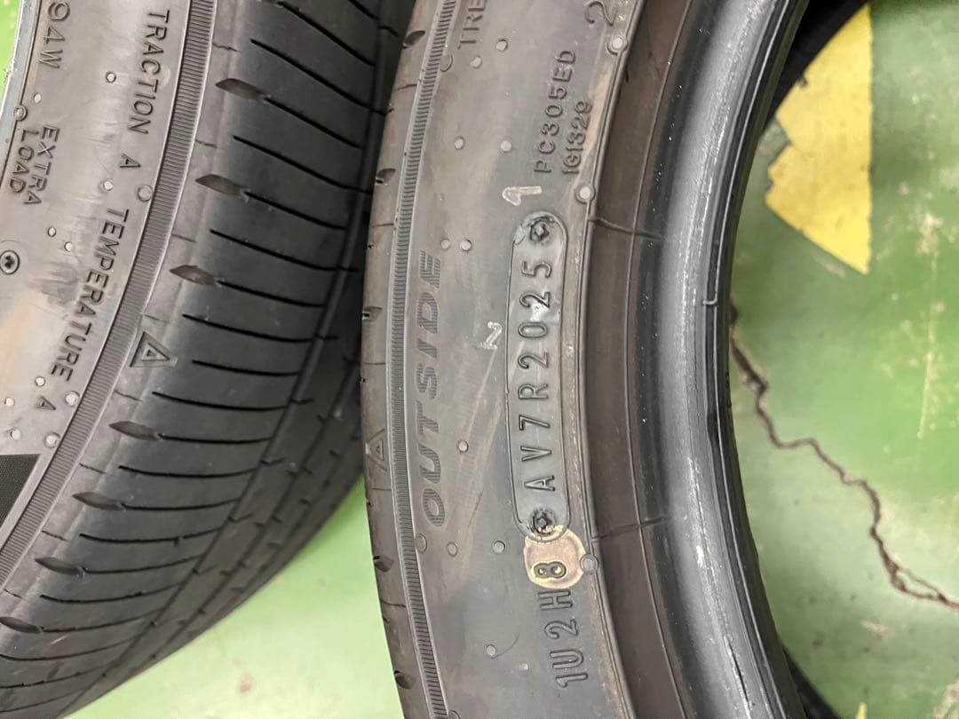 225/45R17 ダンロップ　SPORT MAXX LUX4本タイヤのみ
