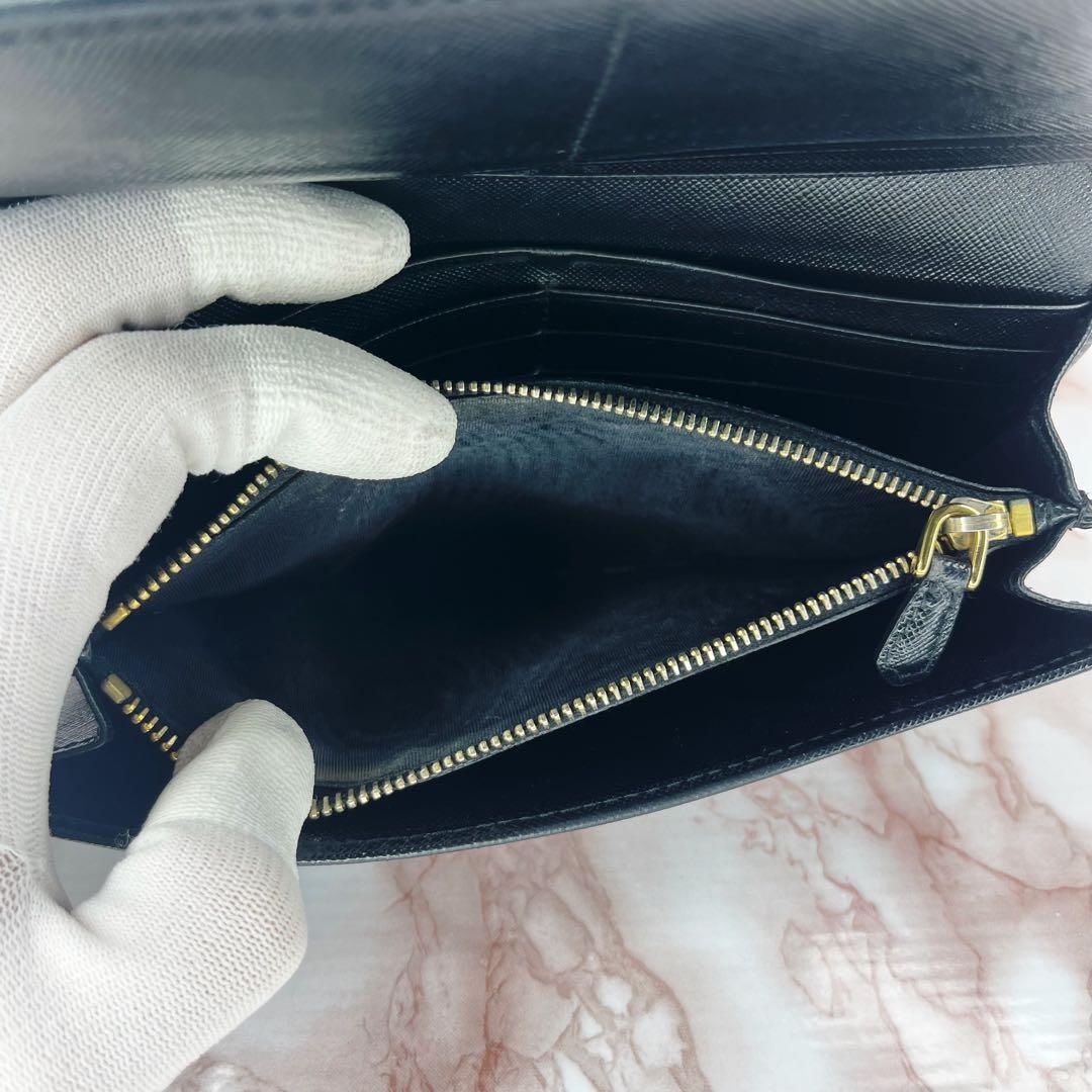 【極美品】PRADA 二つ折り財布 長財布75