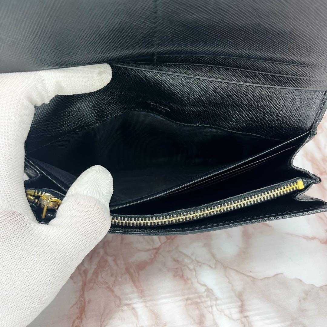 【極美品】PRADA 二つ折り財布 長財布75