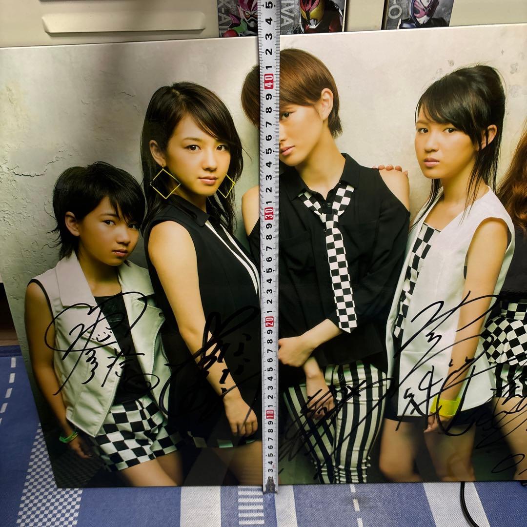 サイン入り アイドルグッズ 写真 約42cm x 50cm